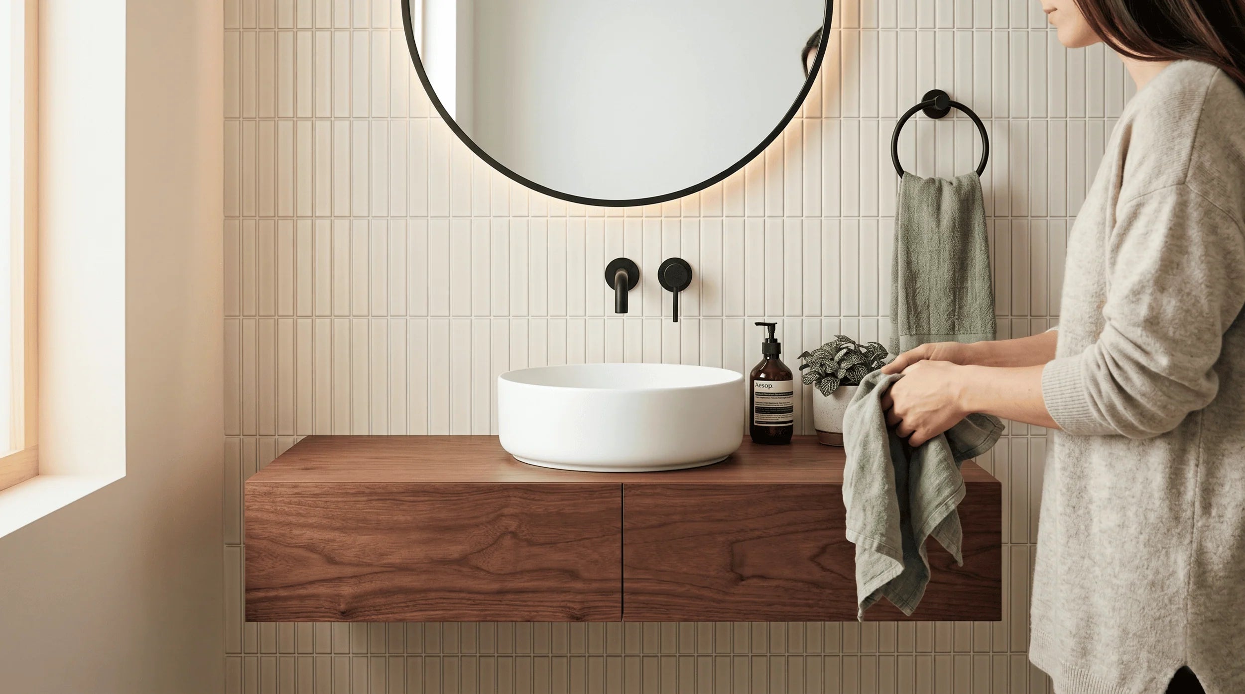 floating bathroom vanity